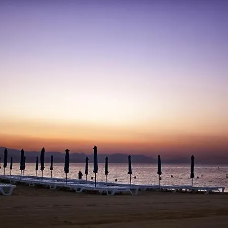 Moon Dreams Mediterraneo Hotel