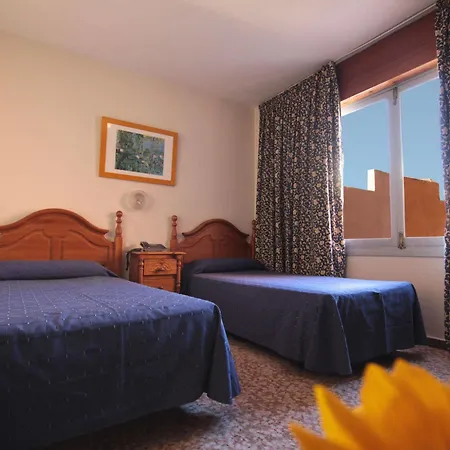 Moon Dreams Mediterraneo Hotel 3*
