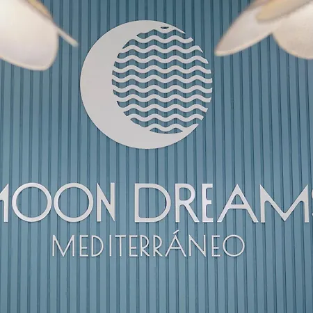 Moon Dreams Mediterraneo
